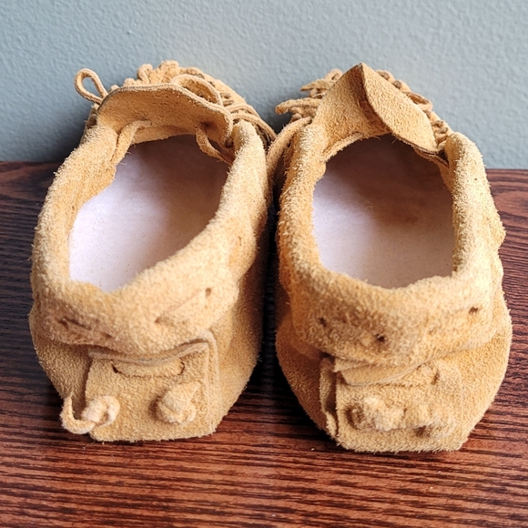 2 /$15. Children's Moccasins Yukon Gold Suede Leather Handmade with Insole - Picture 8 of 9